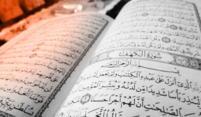 Cuma Suresi 1-4 Bölüm 1: Allah’ın Ümmi Resulü Kimlere Neyi Okumuştur?