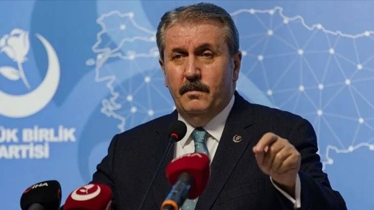 Destici’den Çerçeve Yasaya Tepki