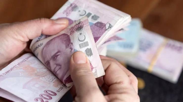 Emekli Aylıklarına Seçim Müdahalesi mi Yapılacak? Uzman İsimden Çarpıcı Açıklama