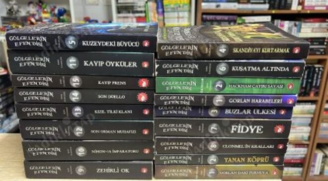 Gölgelerin Efendisi: Skandiya’yı Kurtarmak Özet ve İncelemesi