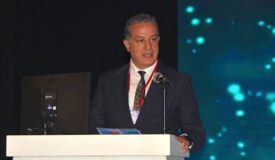 İZDO Başkanı Atinel: “Diş Hekimliğinde Nicelik Değil, Nitelik Esas Alınmalı”