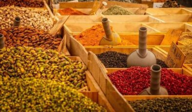 İslam Ticaret Hukuku ve Ticaret Ahlakı: Hadis-i Şerifler Işığında Alım-Satım Rehberi