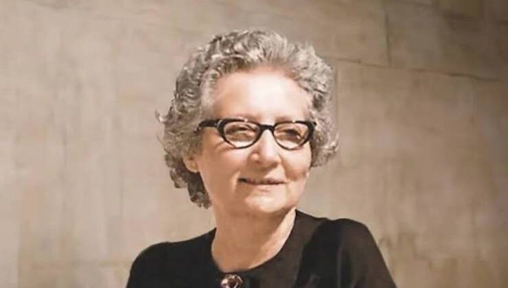 Sâmiha Ayverdi Kimdir? Hayatı, Eserleri ve Tasavvufi Yönü