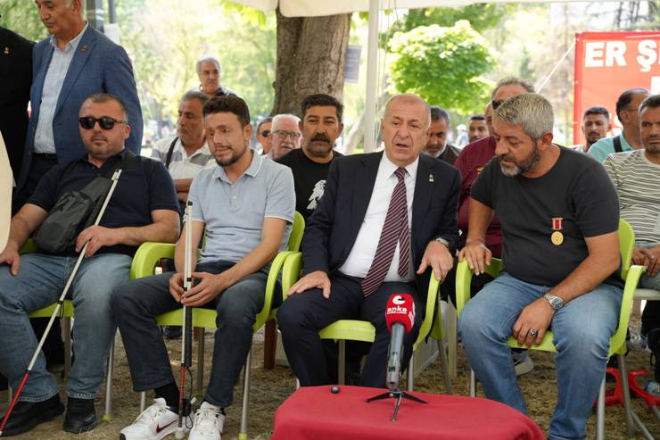 Ümit Özdağ’dan Gazilere Ziyaret: “PKK Affı Kabul Edilemez, Türk Milletini Uyarmaya Devam Edeceğiz”