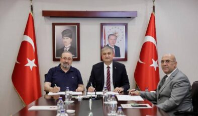 Yüreğir’deki Yeni Eğitim Yuvasına “SERHAT KAVİ ANAOKULU” İsmi Verildi