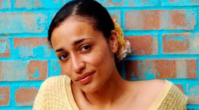 Zadie Smith: Hayatı, Biyografisi ve Eserleri