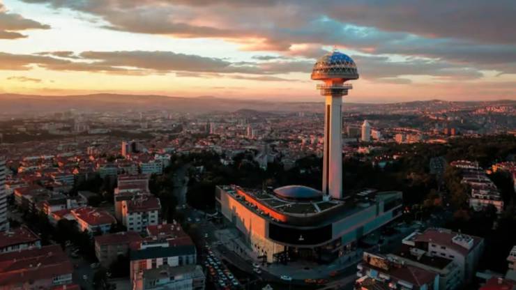 Ankara’da Mansur Yavaş İstifası Sonrası Peş Peşe Ayrılıklar