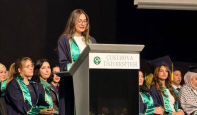 Çukurova Üniversitesi Diş Hekimliği Fakültesi Birincisi Kozanlı Dt. Fatma Nur Özkan Oldu