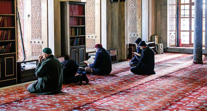 Cuma Suresi 5: ‘El-Hımari Yehmilü Esfaran’ Ne Demek?  Kimden Bahsediyor?