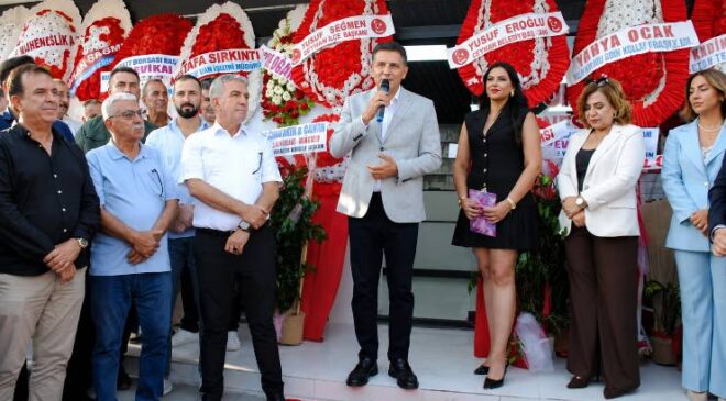 Kozan’da 62. Eczane Hizmete Girdi: Üstün Eczanesi Güneri’de Dualarla Açıldı