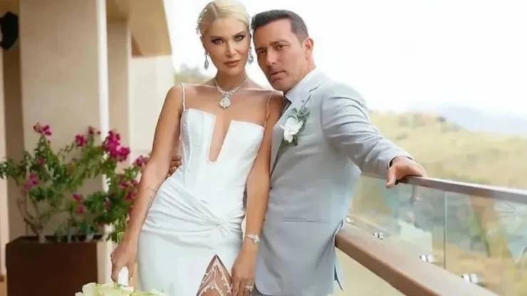 Mustafa Sandal’ın Eşi Fon Skandalında