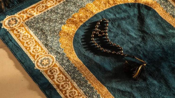 Namazda Okunanlara ve Yapılan İbadetlere Verilen Sevaplar