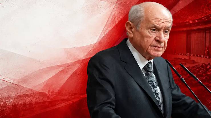 Bahçeli’den Gençlere Uyarı: “Fransa’ya Heveslenmeyin, Türkiye’ye Sahip Çıkın”