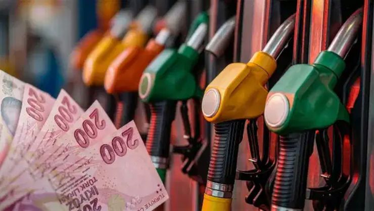 Benzine Dev İndirim Geliyor: Litre Fiyatında 4,30 TL Düşüş Bekleniyor