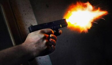 Kozan’da Silahlı Saldırı: Evinde Oturan Vatandaş Bacağından Vuruldu