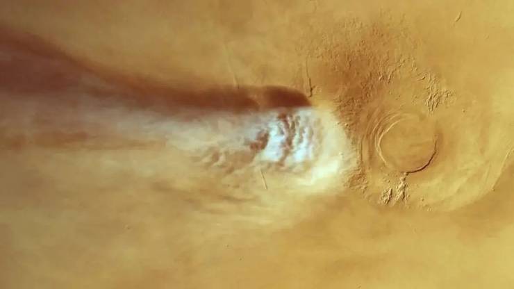 Mars’taki 1.800 Kilometrelik Gizemli Bulutun Sırrı Çözüldü