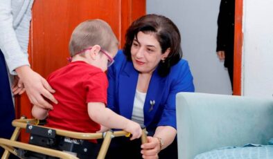 Süreyya Yavuz Hanımefendi Hane Ziyaretlerinde Bulundu