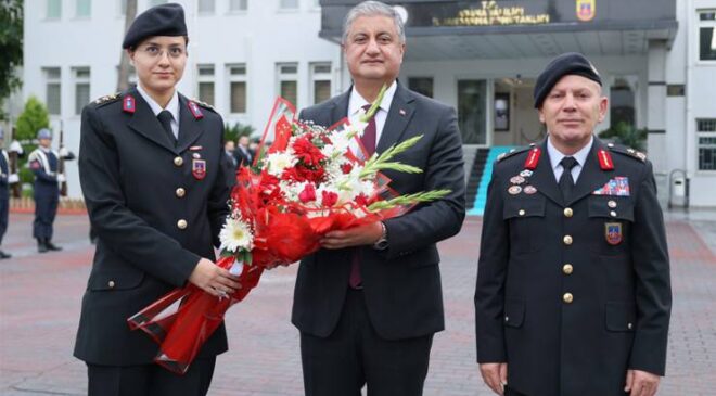 Vali Mustafa Yavuz’dan İl Jandarma Komutanlığına Ziyaret